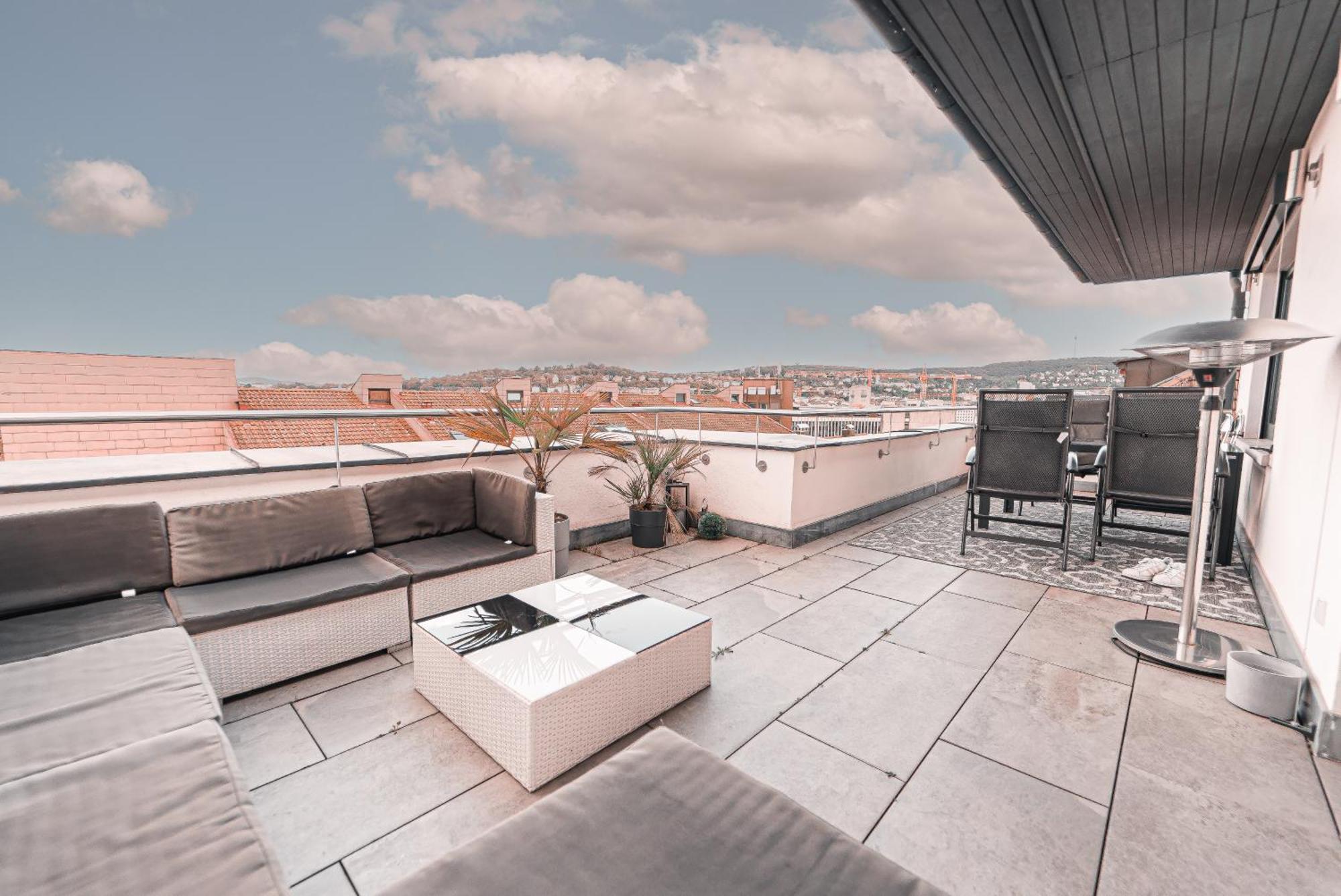 Апартаменты Luxurious Penthouse Штутгарт Экстерьер фото